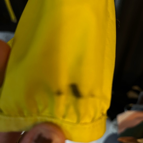 The northface windbreaker - Picture 6 of 8